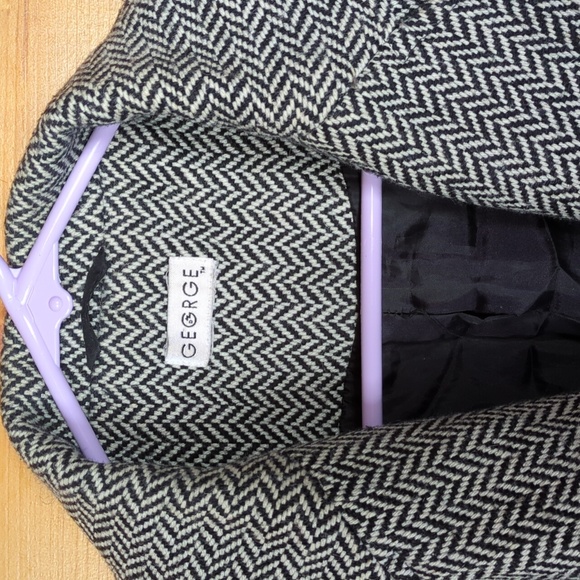 George Long Button up Coat - Picture 3 of 7